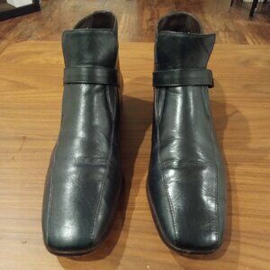Tory Burch Dark Navy Leather Monk Buckle Boots  SIZE 9